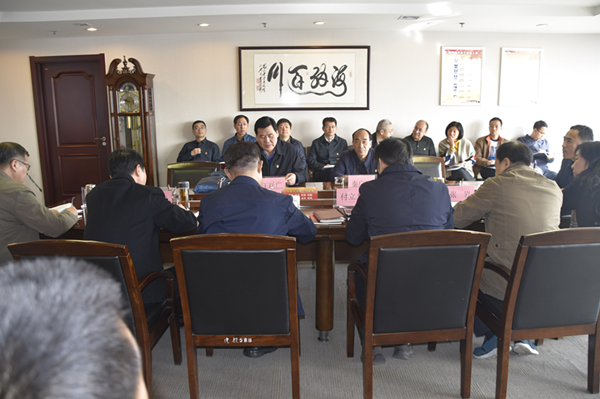 完美官方网站-完美wanmei(中国)党委理论学习中心组召开“廉洁自律”专题集中学习研讨会议